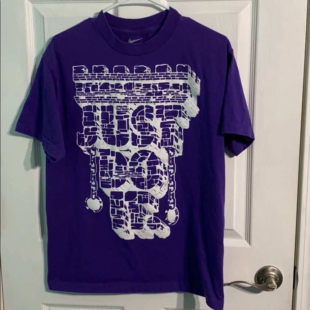 Nike Men’s Loose Fit “Just Do It” Graphic Tee